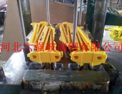 螺釘式500，350支架現(xiàn)場(chǎng)制作流程